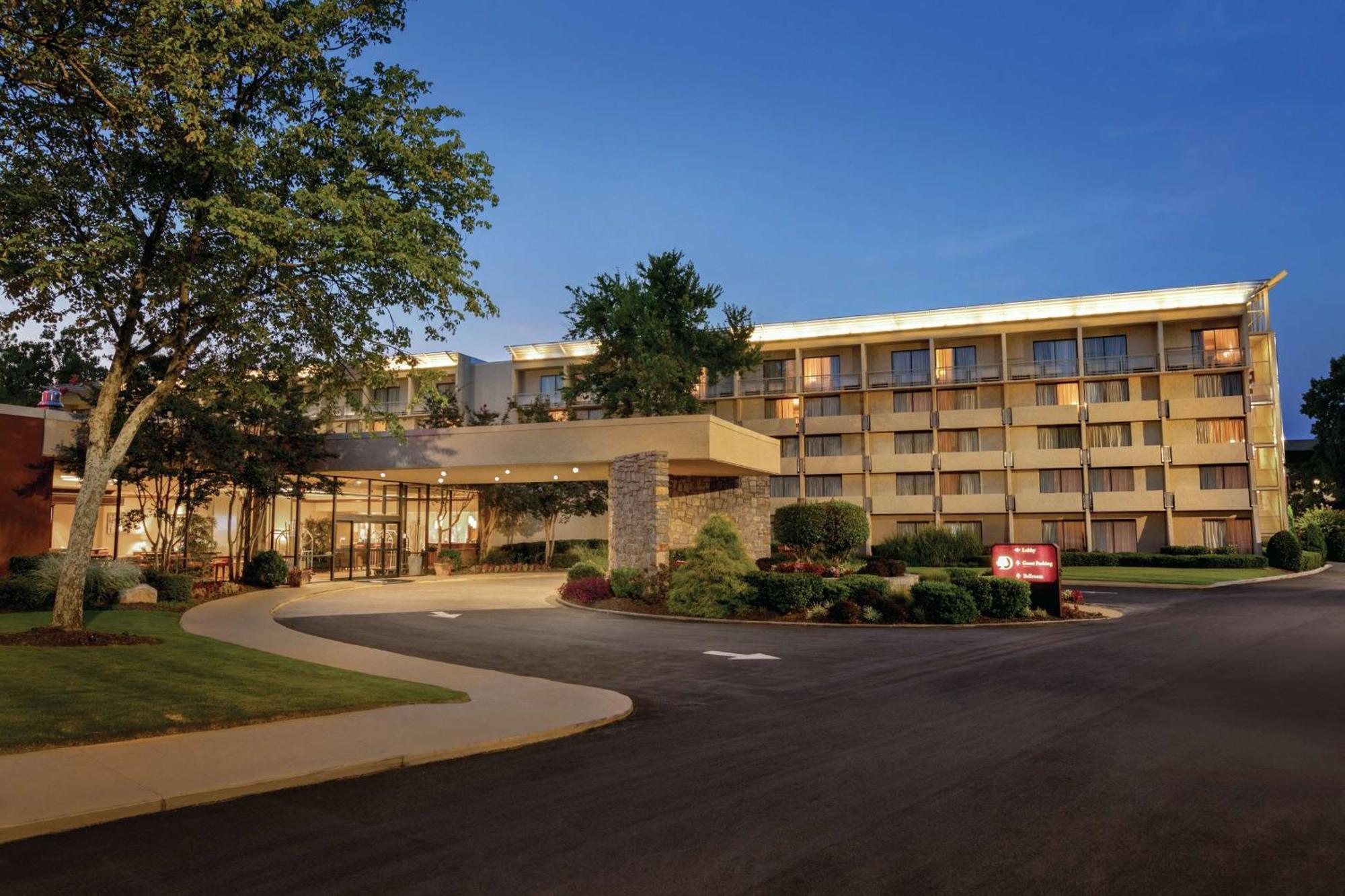 Doubletree By Hilton Atlanta Northeast/Northlake Tucker Eksteriør bilde